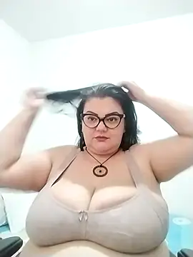 Madisonpalacio online show from February 13, 5:02 pm