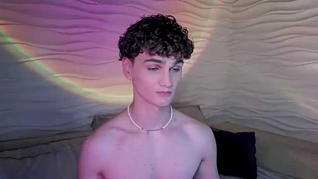 adam 21cm   online show from February 9, 8:13 pm