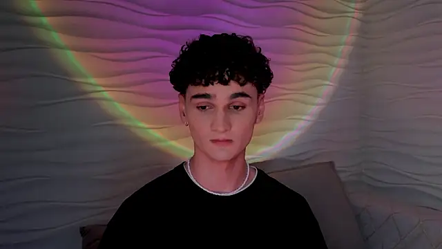 adam 21cm   online show from March 7, 8:00 pm