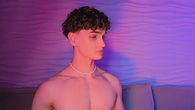 adam 21cm   online show from October 7, 6:31 pm