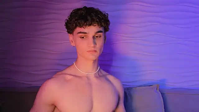 adam 21cm   online show from October 4, 3:57 pm