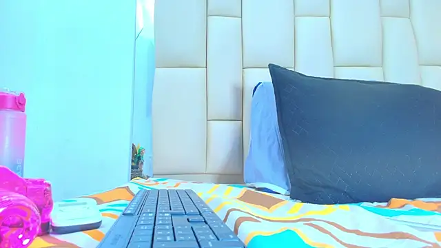 Snapshot of mss_mar chatting on November 13, 3:10 am mss mar online show from November 13, 3:10 am