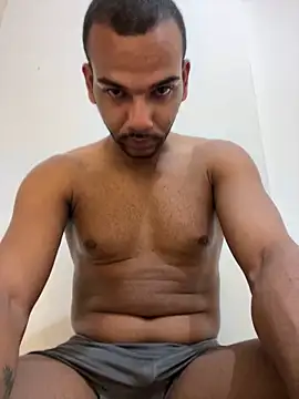 noahmarins online show from November 17, 2:26 am