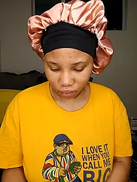 DrippinCaramelCutie online show from November 27, 12:33 am