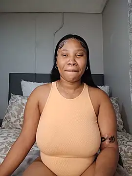 DrippinCaramelCutie online show from May 19, 9:22 pm