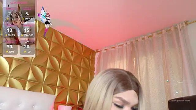 Snapshot of Sara-Smith- chatting on November 4, 12:31 pm Sara-Smith- online show from November 4, 12:31 pm