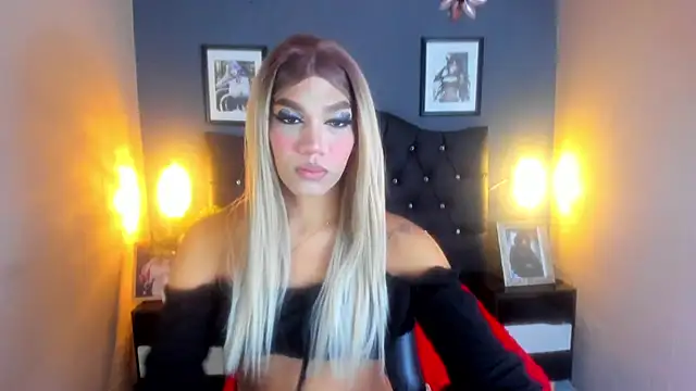 Sara-Smith- online show from September 25, 12:22 pm