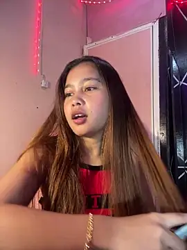 ursweet babygirl online show from March 7, 4:23 pm