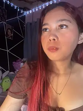 Snapshot of ursweet_babygirl chatting on July 10, 5:35 pm ursweet babygirl online show from July 10, 5:35 pm