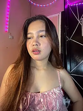 ursweet babygirl online show from March 18, 5:03 pm