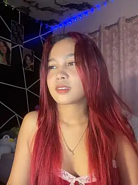 Snapshot of ursweet_babygirl chatting on July 4, 5:28 pm ursweet babygirl online show from July 4, 5:28 pm
