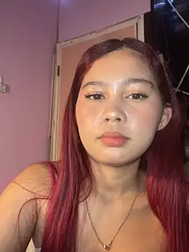 Snapshot of ursweet_babygirl chatting on June 16, 5:13 pm ursweet babygirl online show from June 16, 5:13 pm