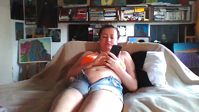 Snapshot of MariaAnaSunshine chatting on March 5, 6:10 am MariaAnaSunshine online show from March 5, 6:10 am