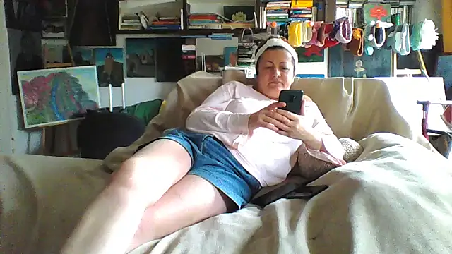 Snapshot of MariaAnaSunshine chatting on November 18, 11:46 am MariaAnaSunshine online show from November 18, 11:46 am