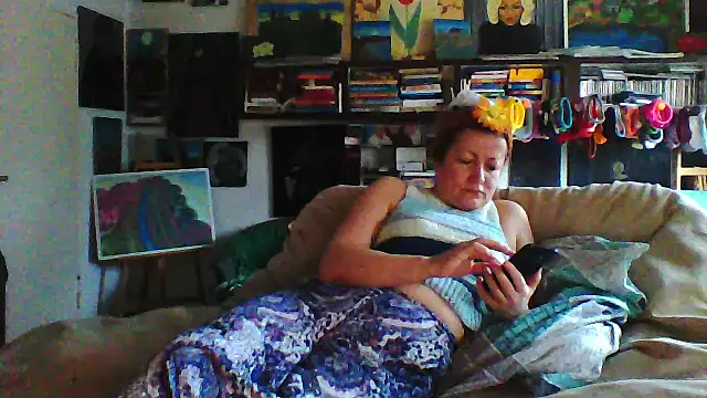 MariaAnaSunshine online show from January 12, 8:32 am