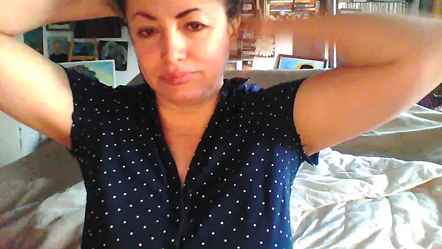 Snapshot of MariaAnaSunshine chatting on February 19, 6:43 am MariaAnaSunshine online show from February 19, 6:43 am