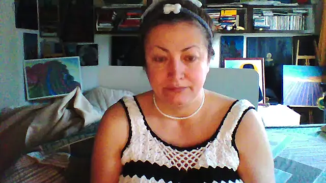 Snapshot of MariaAnaSunshine chatting on February 10, 9:08 am MariaAnaSunshine online show from February 10, 9:08 am