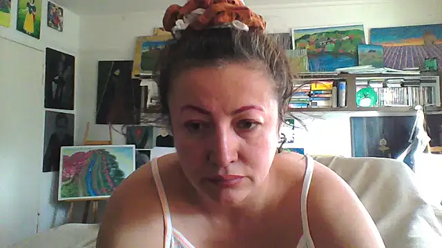 Snapshot of MariaAnaSunshine chatting on October 31, 9:28 am MariaAnaSunshine online show from October 31, 9:28 am