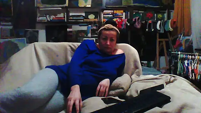 MariaAnaSunshine online show from December 13, 8:04 pm