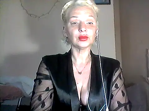 MaryJane441 online show from April 14, 8:25 pm