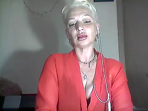 MaryJane441 online show from May 28, 9:10 pm
