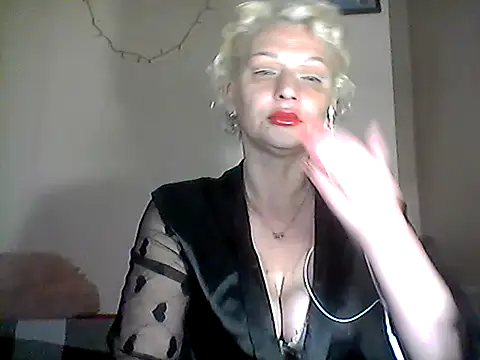 MaryJane441 online show from April 4, 8:04 pm