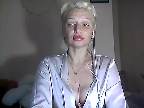 MaryJane441 online show from April 28, 8:13 pm