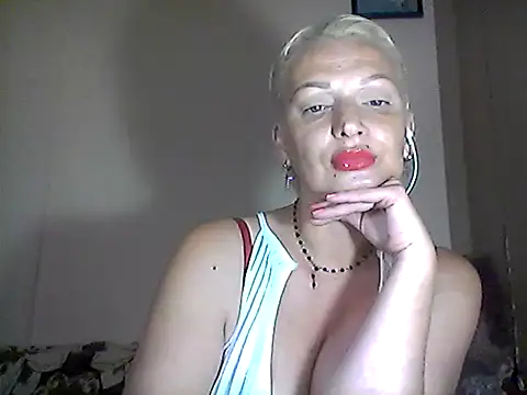 Snapshot of MaryJane441 chatting on September 18, 9:07 pm MaryJane441 online show from September 18, 9:07 pm