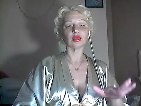 MaryJane441 online show from April 16, 8:20 pm