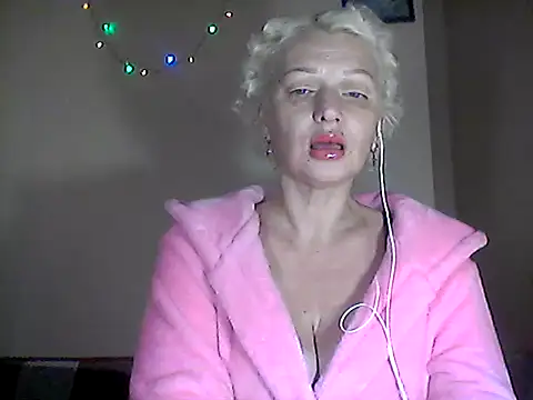 MaryJane441 online show from January 14, 9:40 pm