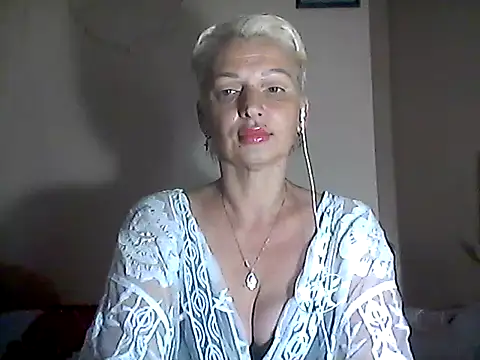 Snapshot of MaryJane441 chatting on July 17, 1:52 pm MaryJane441 online show from July 17, 1:52 pm