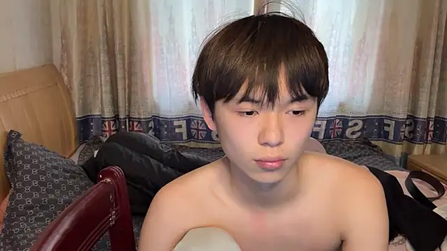 xiaottt1918 online show from January 8, 9:00 am
