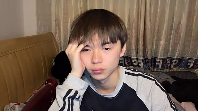 xiaottt1918 online show from January 11, 12:40 pm