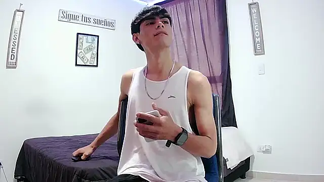 harrytomson 1 online show from November 16, 5:17 pm