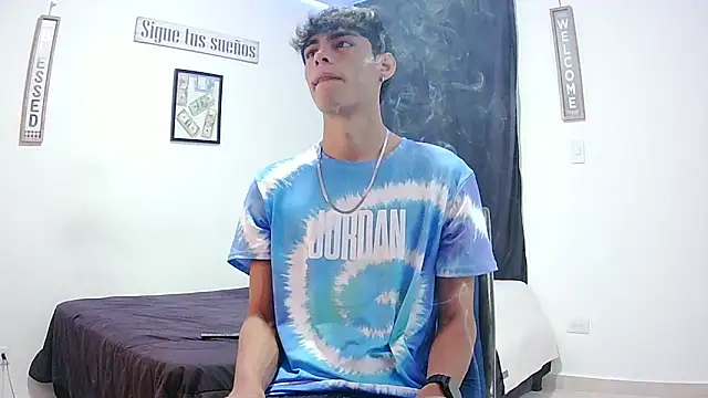 harrytomson 1 online show from November 6, 10:41 am