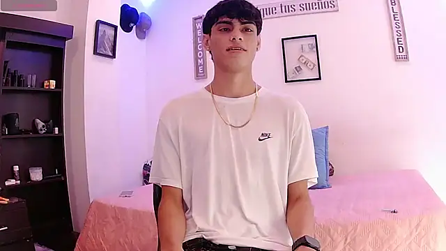 harrytomson 1 online show from September 9, 3:54 pm
