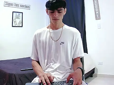 harrytomson 1 online show from November 29, 11:49 pm