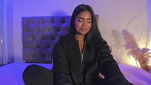 zoe roux21 online show from January 17, 3:10 am