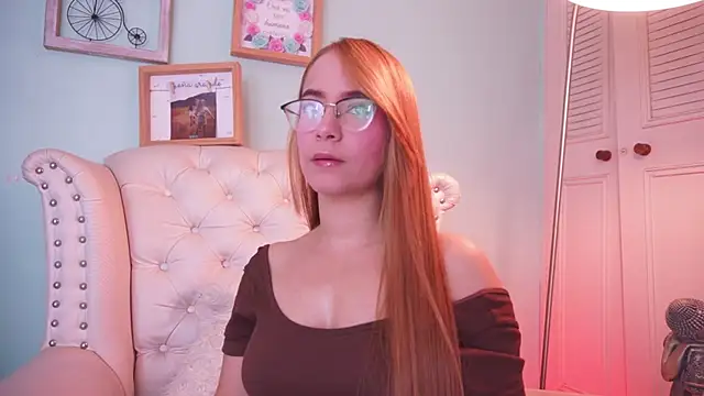 honey fox1 online show from April 17, 12:52 pm