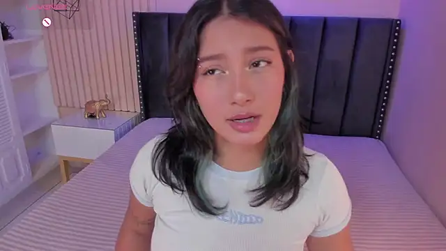 Snapshot of Yazmin_rouse chatting on February 19, 12:44 pm Yazmin rouse online show from February 19, 12:44 pm