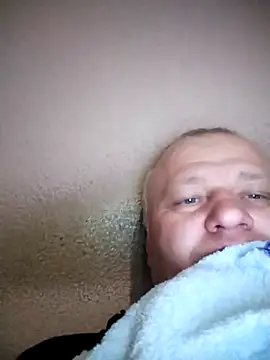 nudistu021 online show from April 25, 4:26 pm