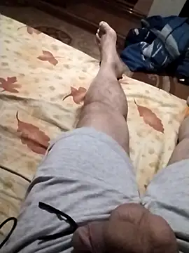 nudistu021 online show from November 27, 3:45 pm