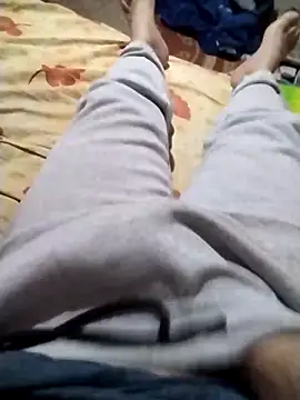 nudistu021 online show from April 28, 3:16 pm