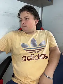 AndresChuboi online show from December 5, 5:44 pm