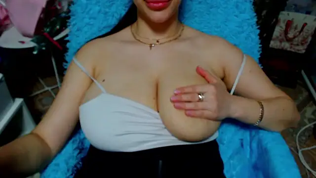 lovelyseu online show from January 12, 7:04 am