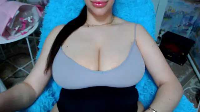 lovelyseu online show from December 1, 6:58 am