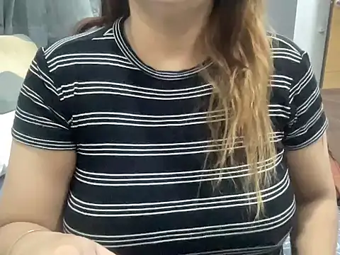 Snapshot of sassypooja chatting on October 13, 5:53 am sassypooja online show from October 13, 5:53 am