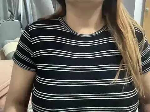 Snapshot of sassypooja chatting on October 17, 4:38 am sassypooja online show from October 17, 4:38 am