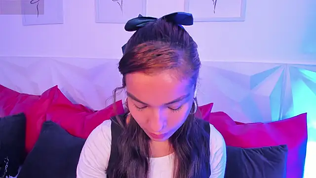 scarlet castro online show from March 19, 4:51 pm