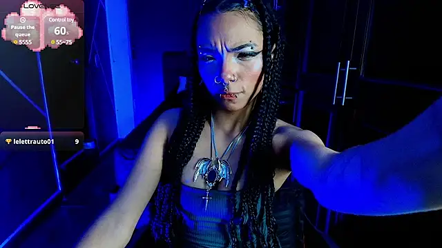 Snapshot of SexyNaf chatting on March 19, 7:06 pm SexyNaf online show from March 19, 7:06 pm